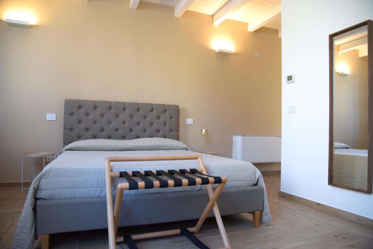 Serenity Apulian Rooms Trepuzzi Eksteriør bilde