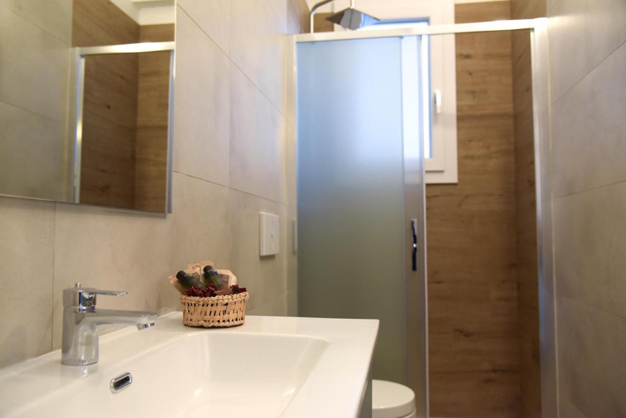 Serenity Apulian Rooms Trepuzzi Eksteriør bilde